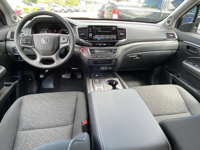 Photo of 2025 Solar Silver Metallic Honda Ridgeline
