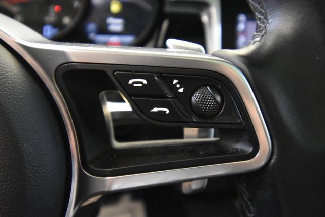 Photo of 2021 Black Porsche Macan
