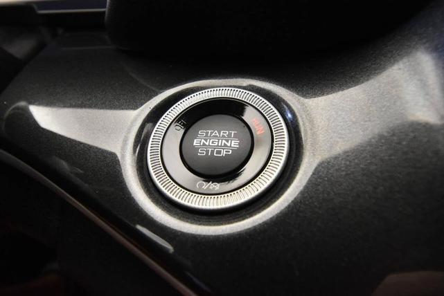 Photo of 2022 Baltic Gray Metallic Clearcoat Jeep Grand Cherokee L