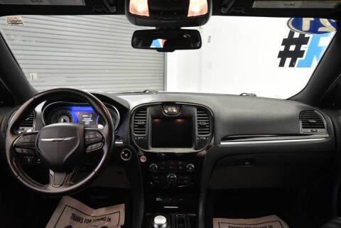 Photo of 2021 Bright White Clearcoat Chrysler 300