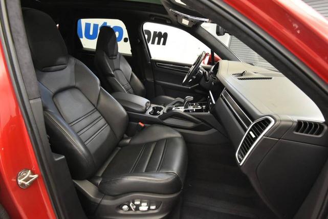 Photo of 2021 Carmine Red Porsche Cayenne
