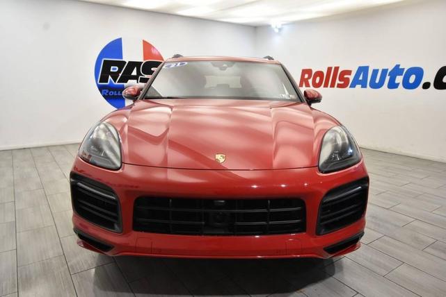 Photo of 2021 Carmine Red Porsche Cayenne
