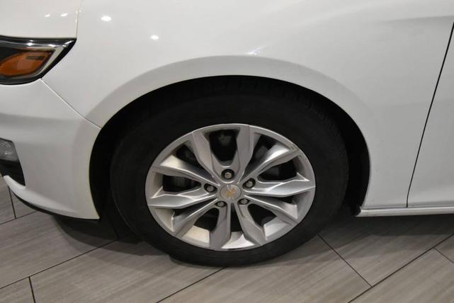 Photo of 2023 Summit White Chevrolet Malibu