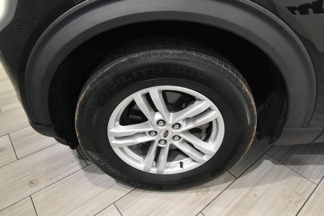Photo of 2022 Agate Black Metallic Ford Explorer