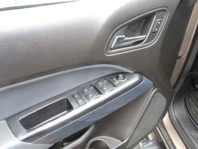 Photo of 2016 Brownstone Metallic Chevrolet Colorado