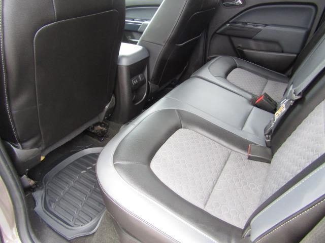 Photo of 2016 Brownstone Metallic Chevrolet Colorado