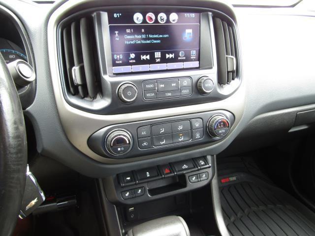 Photo of 2016 Brownstone Metallic Chevrolet Colorado