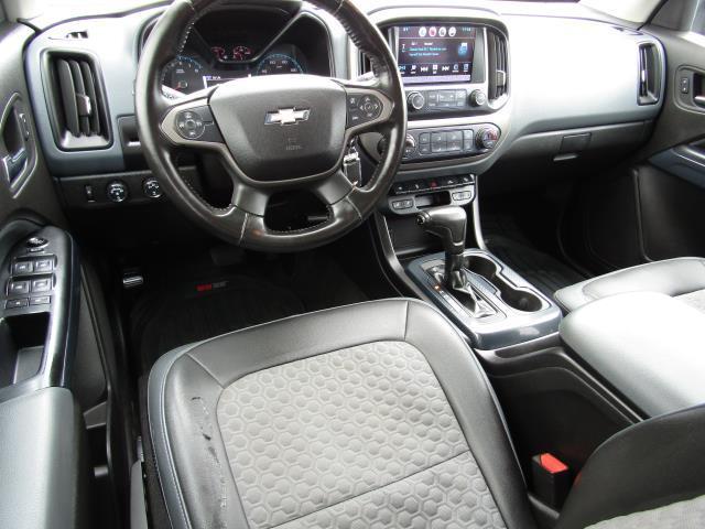Photo of 2016 Brownstone Metallic Chevrolet Colorado