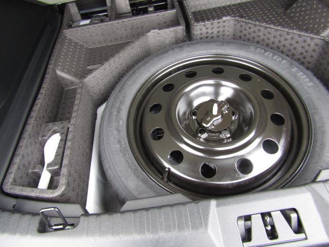 Photo of 2023 Star White Ford Edge