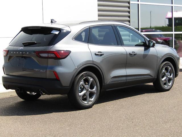 Photo of 2025 Vapor Blue Metallic Ford Escape