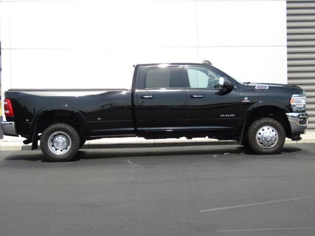 Photo of 2022 Diamond Black RAM 3500