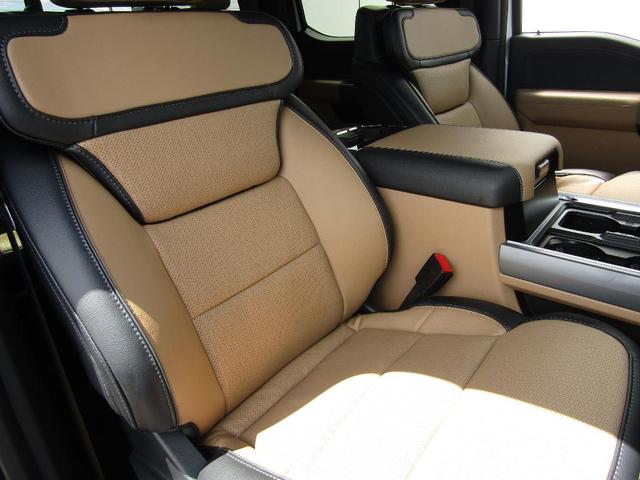 Photo of 2025 Star White Ford F-350