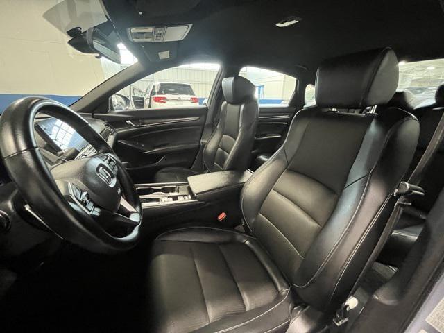 Photo of 2022 sonic gray Honda Accord