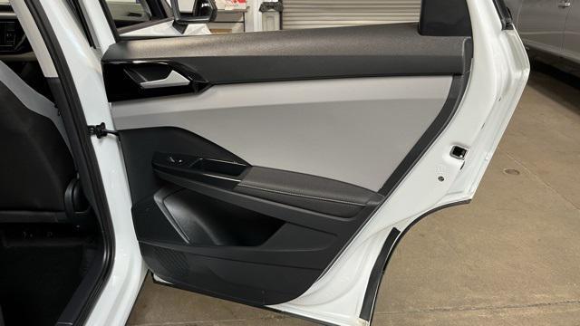 Photo of 2024 Pure White Volkswagen Taos