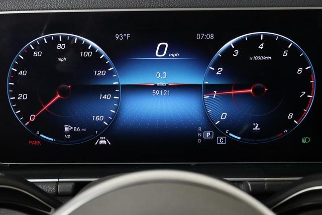 Photo of 2020 Polar White Mercedes-Benz GLE 350