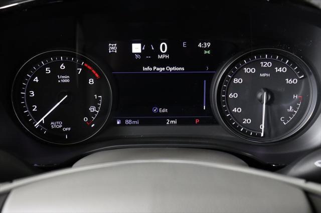 Photo of 2025 Crystal White Tricoat Cadillac XT5