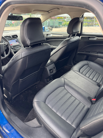 Photo of 2017 Blue Ford Fusion Energi