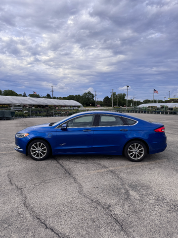 Photo of 2017 Blue Ford Fusion Energi