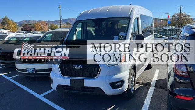 2022 Ford Transit-350