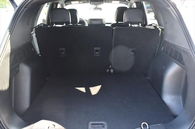 Photo of 2023 Oxford White Ford Escape
