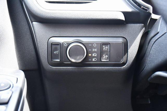 Photo of 2025 White Metallic Ford Escape