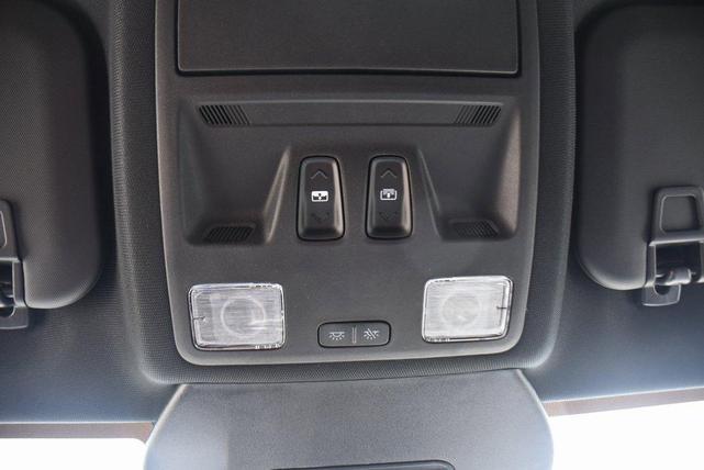 Photo of 2025 White Metallic Ford Escape