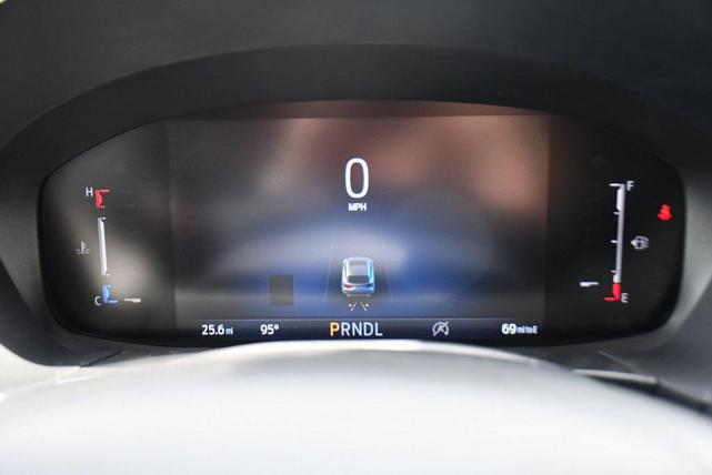 Photo of 2025 White Metallic Ford Escape