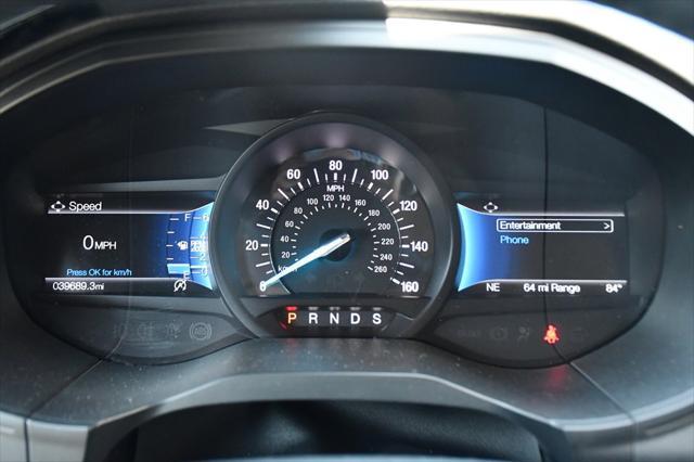 Photo of 2022 Forged Green Metallic Ford Edge