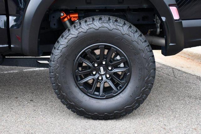 Photo of 2024 Agate Black Metallic Ford F-150