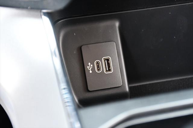 Photo of 2025 White Ford F-150 Lightning