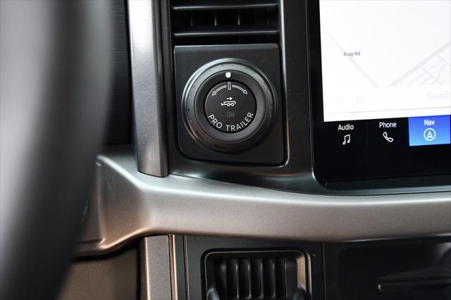 Photo of 2025 White Ford F-150 Lightning