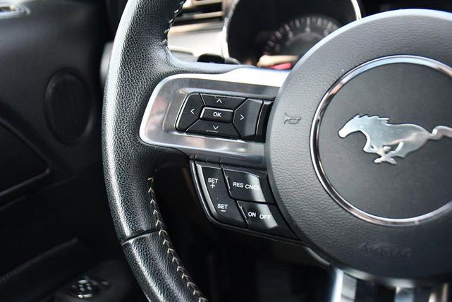 Photo of 2015 Race Red Ford Mustang
