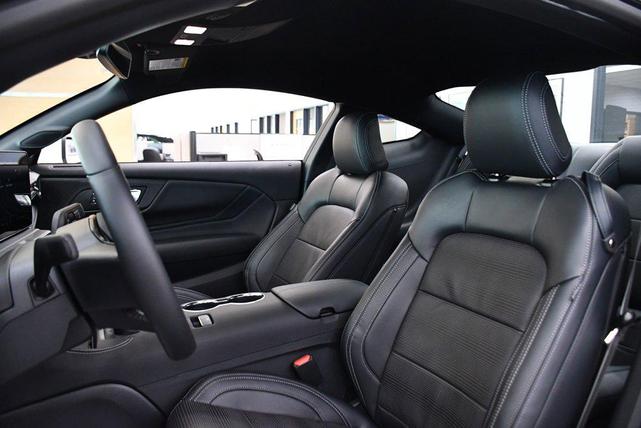 Photo of 2025 Wimbledon White Ford Mustang