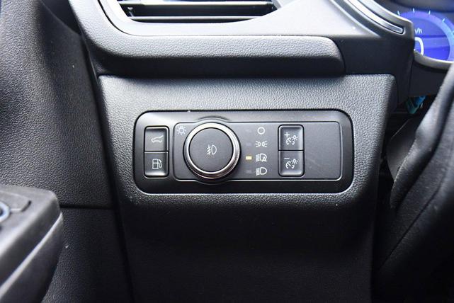 Photo of 2022 Carbonized Gray Metallic Ford Escape