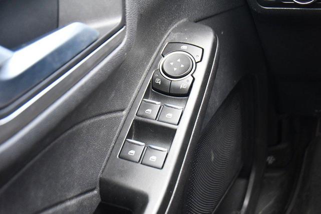 Photo of 2022 Carbonized Gray Metallic Ford Escape