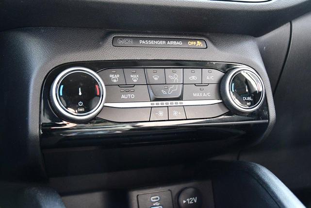 Photo of 2022 Agate Black Metallic Ford Escape