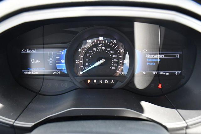 Photo of 2024 Agate Black Metallic Ford Edge