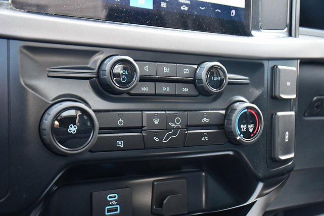 Photo of 2024 Agate Black Metallic Ford F-150
