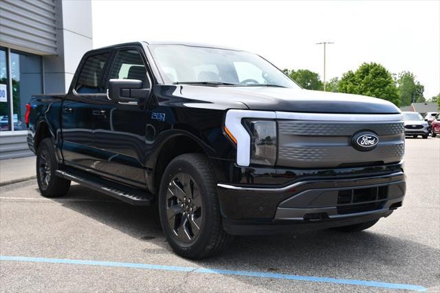 Photo of 2024 Black Metallic Ford F-150 Lightning