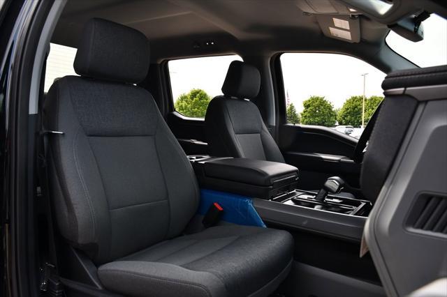 Photo of 2024 Black Metallic Ford F-150 Lightning