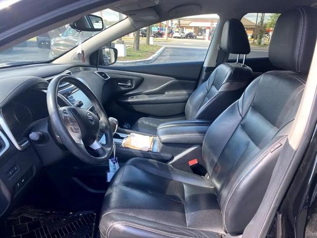 Photo of 2016 Black Nissan Murano