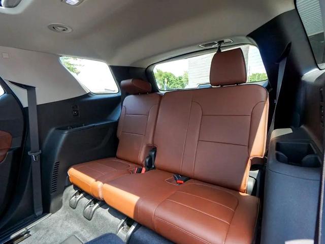 Photo of 2018 Red Chevrolet Traverse