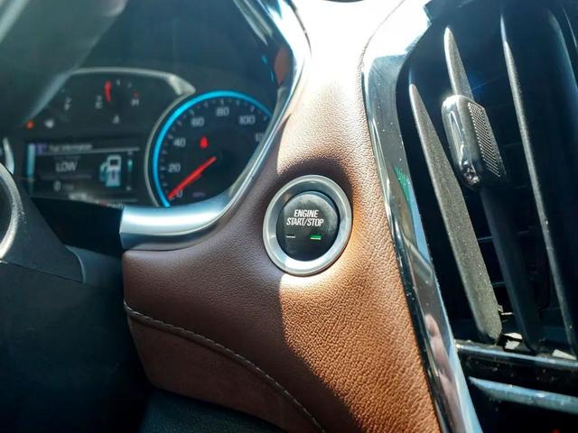 Photo of 2018 Red Chevrolet Traverse