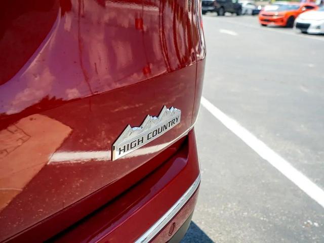 Photo of 2018 Red Chevrolet Traverse