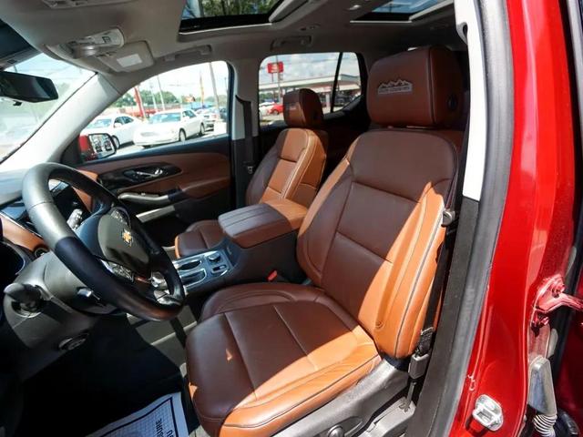 Photo of 2018 Red Chevrolet Traverse