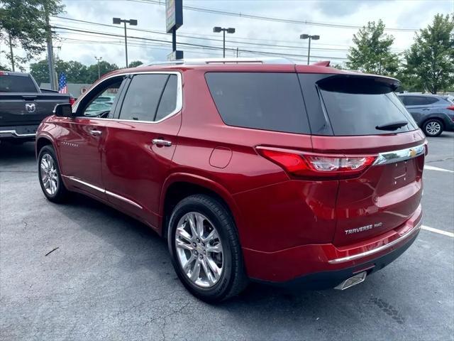 Photo of 2018 Red Chevrolet Traverse