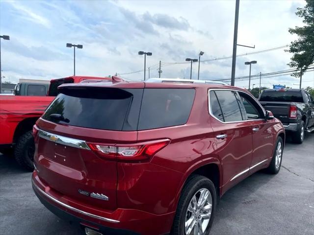 Photo of 2018 Red Chevrolet Traverse