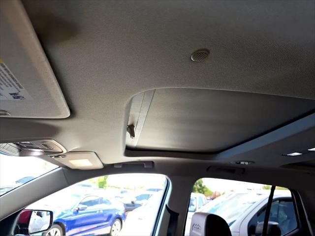 Photo of 2018 Red Chevrolet Traverse