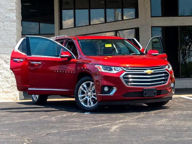 Photo of 2018 Red Chevrolet Traverse