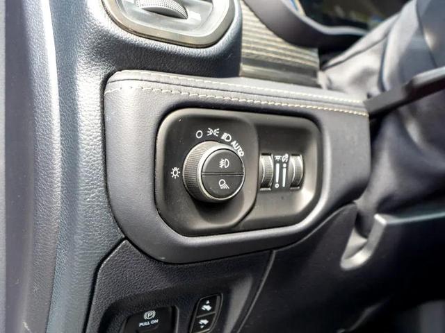 Photo of 2021 Off-white RAM 1500